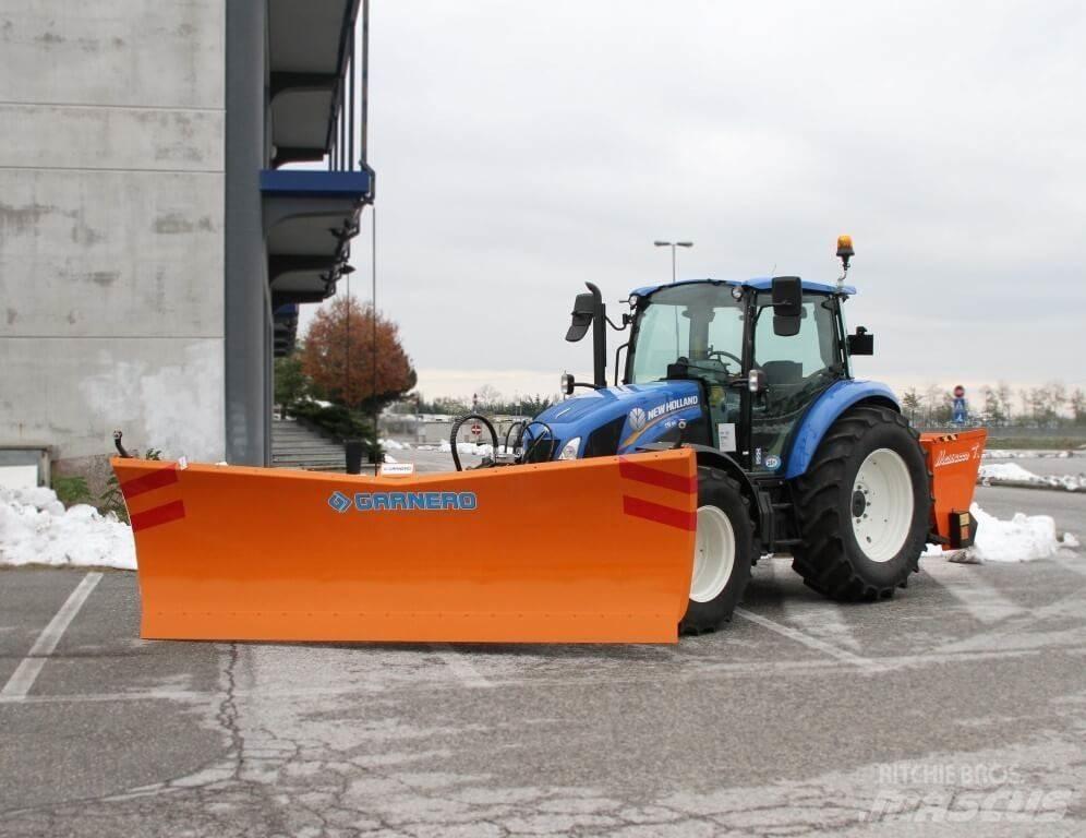 New Holland T5.115 Snežne deske in plugi