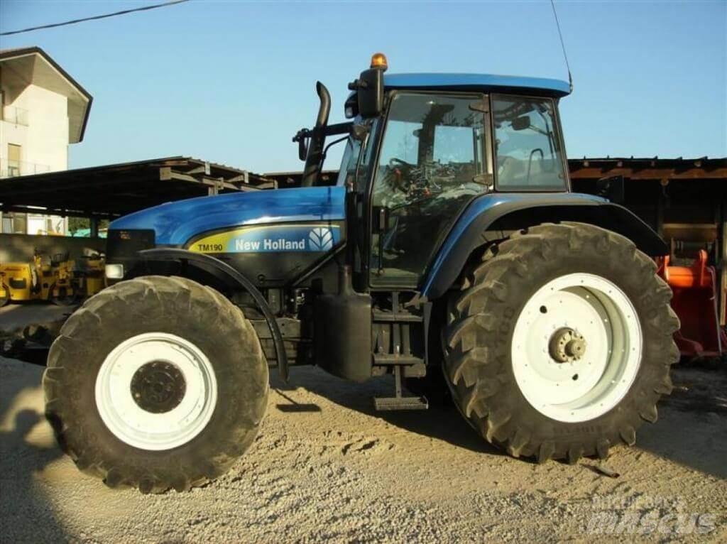 New Holland TM190 Snežne deske in plugi
