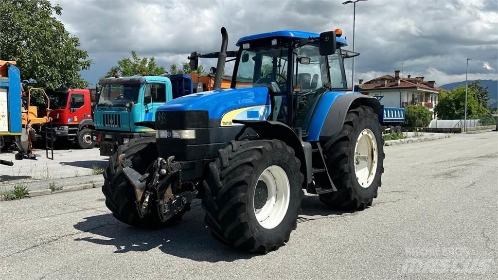 New Holland TM190 4X4 Snežne deske in plugi