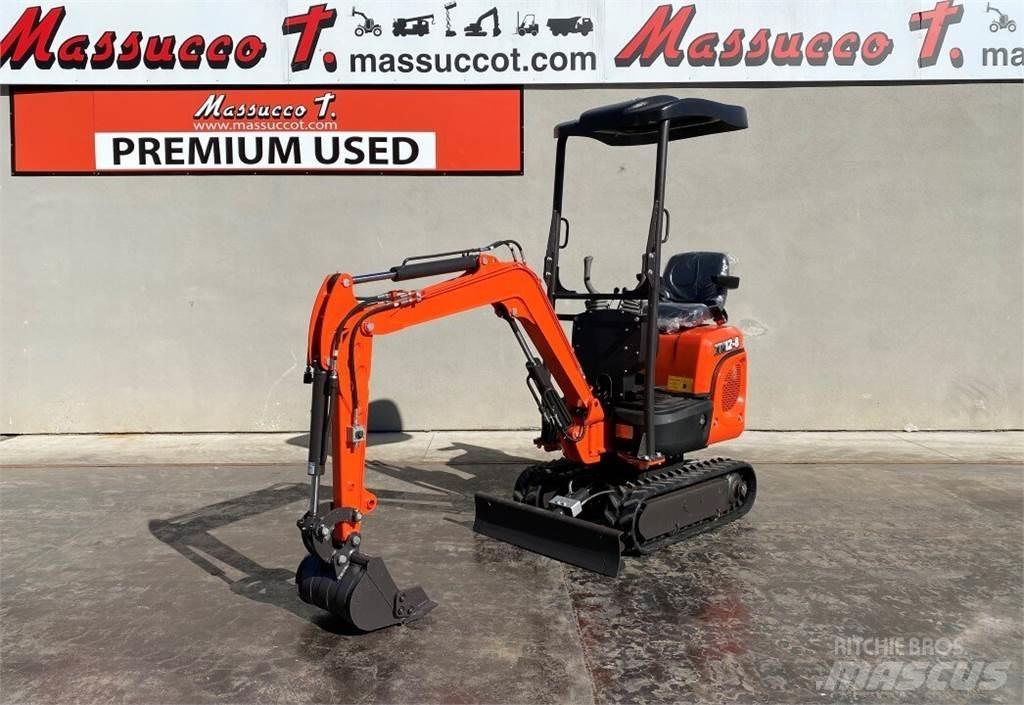  Rhinocerus XN12 Mini bagri <7t
