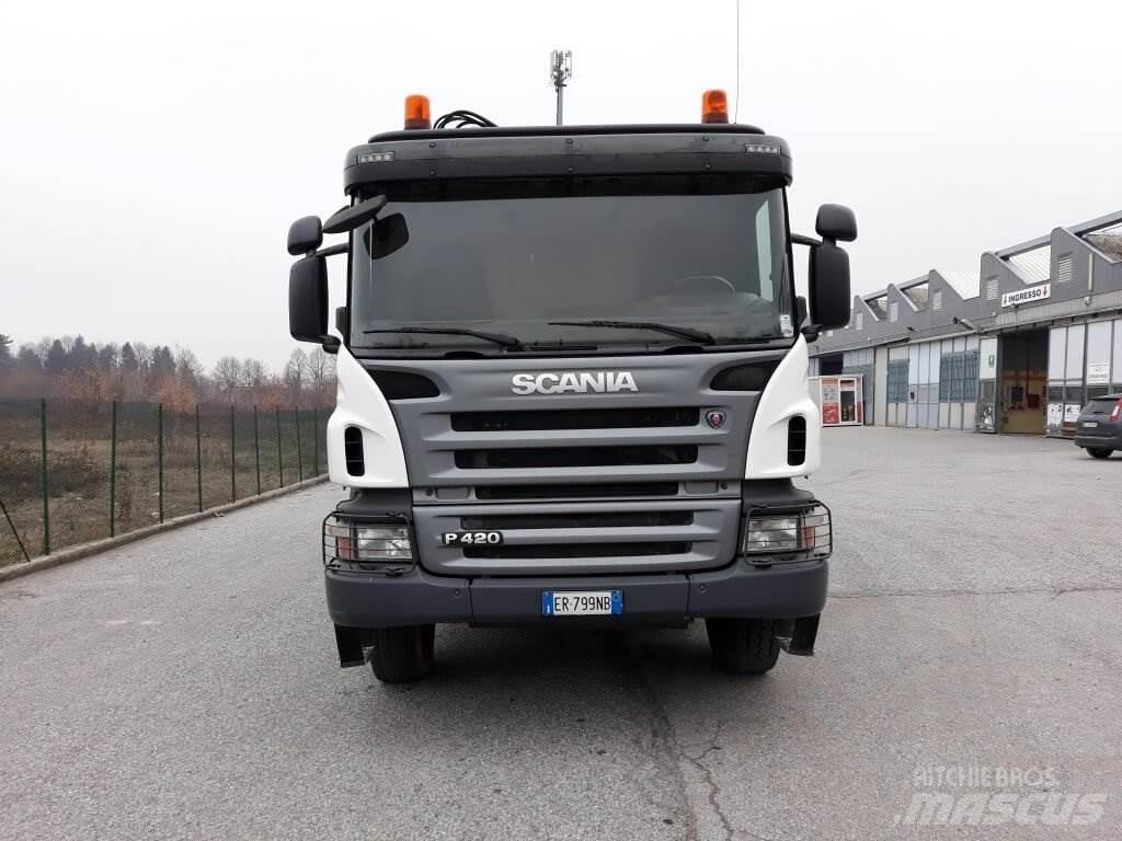 Scania P420 8X4 Drugi tovornjaki