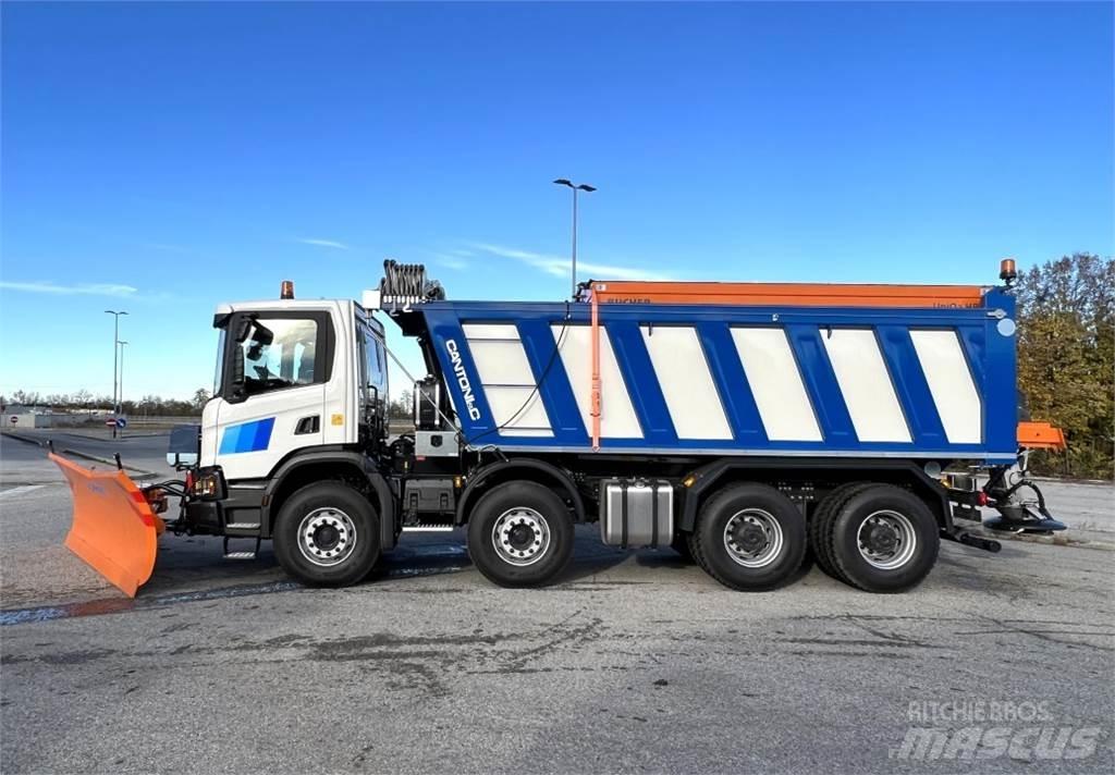 Scania P500 XT 8X4 Snežne deske in plugi