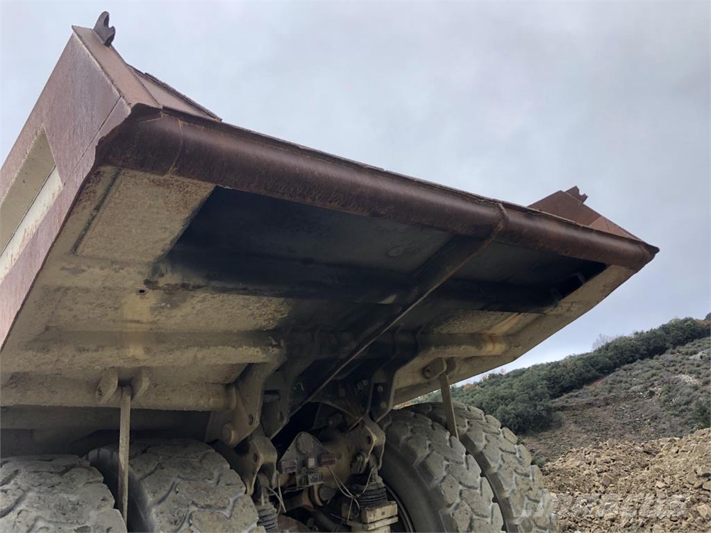 Terex TR100 Ne cestni demperji