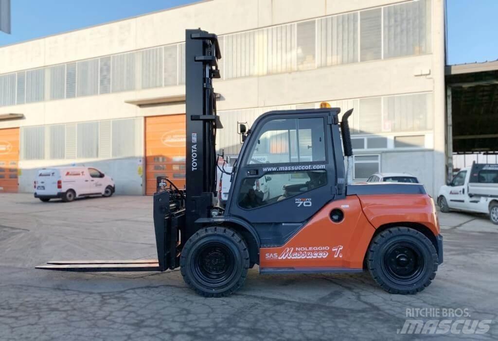 Toyota 40-8FD70N Dizelski viličarji