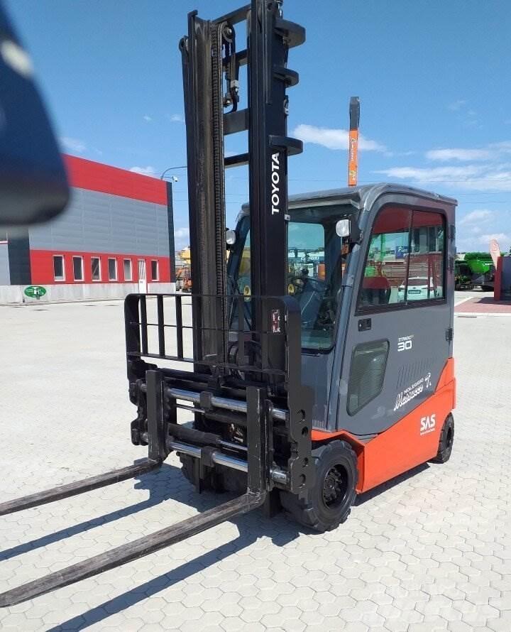 Toyota 8FBMT30 Električni viličarji