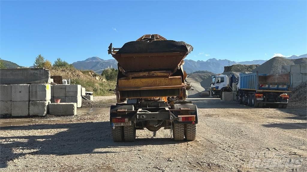 Volvo FL619 4X2 Transportni trakovi