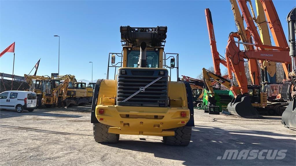 Volvo L180FHL Kolesni nakladalci