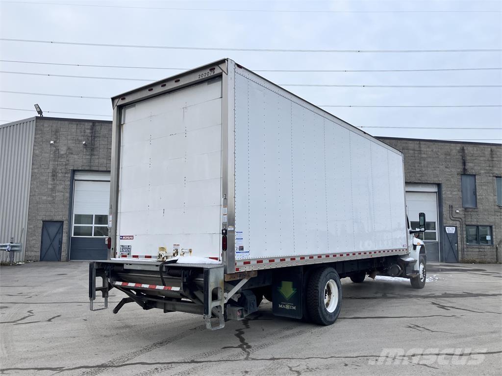 International MV Tovornjaki zabojniki