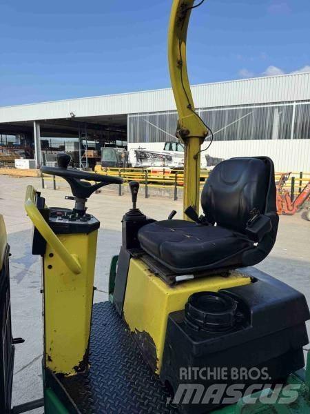 Ammann AV 26 Kompaktorji tal
