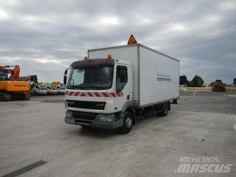 DAF LF 45 Tovornjaki zabojniki