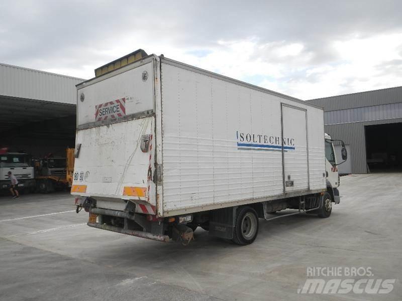 DAF LF 45 Tovornjaki zabojniki