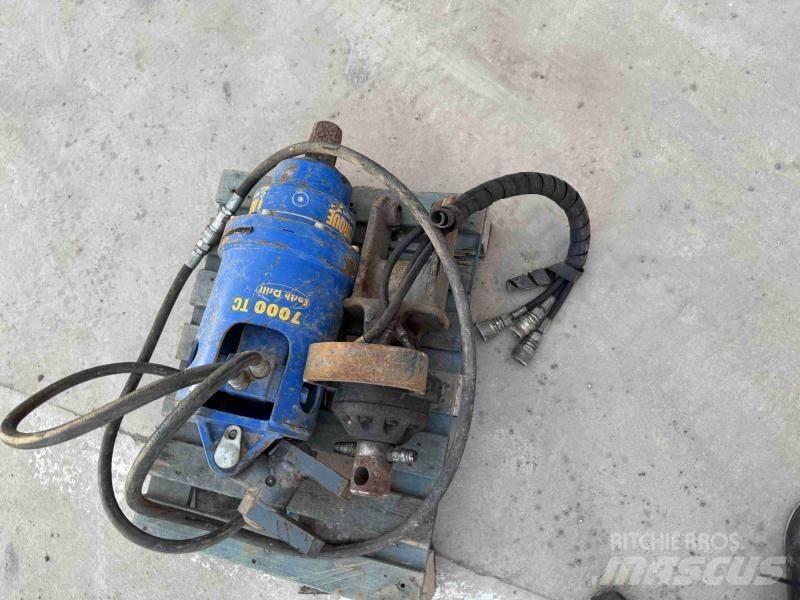Doosan DX 27 Z Mini bagri <7t