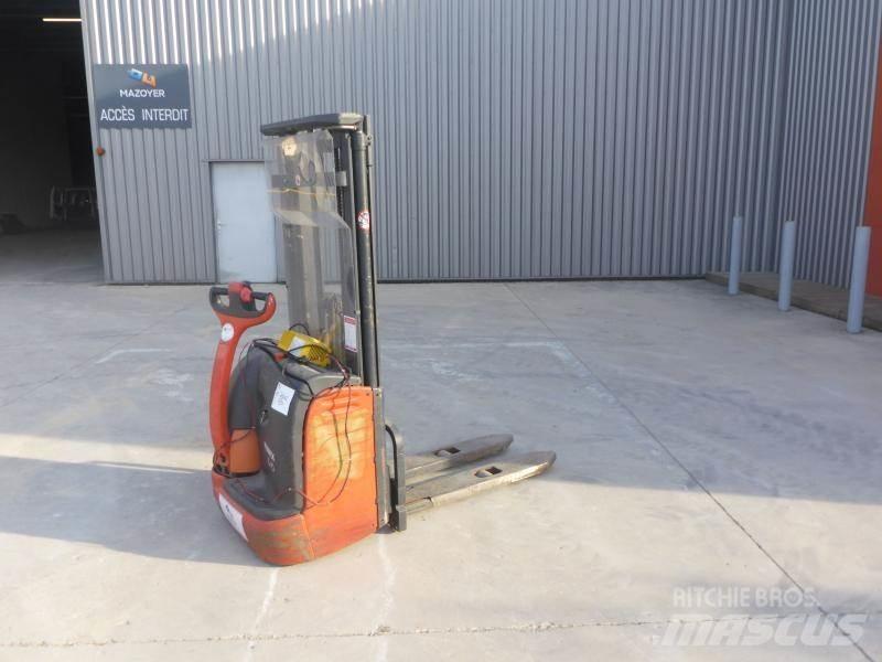 Fenwick L10 Ročni električni viličar