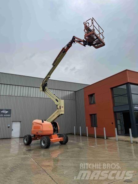 JLG 520AJ Zglobne dvižne ploščadi