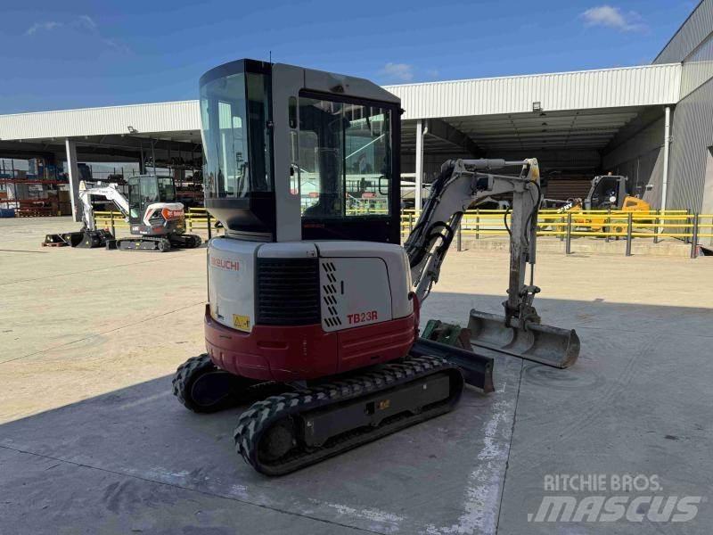 Takeuchi TB 23 Mini bagri <7t