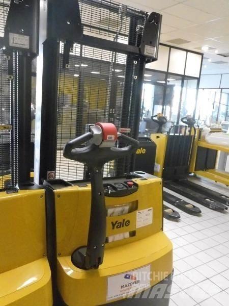 Yale MS 12 AC Ročni električni viličar