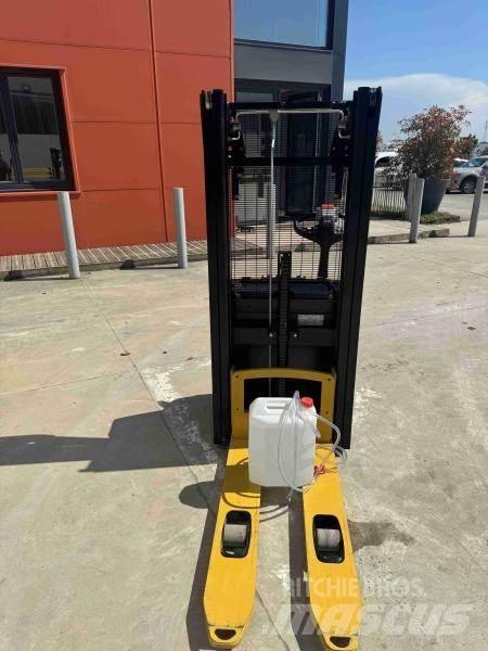 Yale MS10 Ročni električni viličar