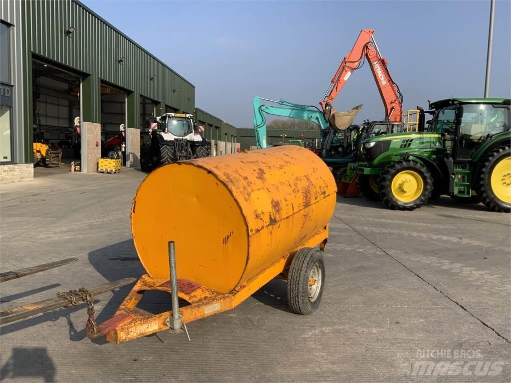  Diesel Bowser (ST22825) Kmetijstvo - drugo