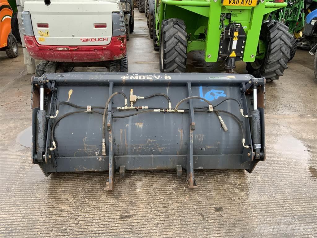 JCB 6FT 4 in 1 Bucket Kmetijstvo - drugo