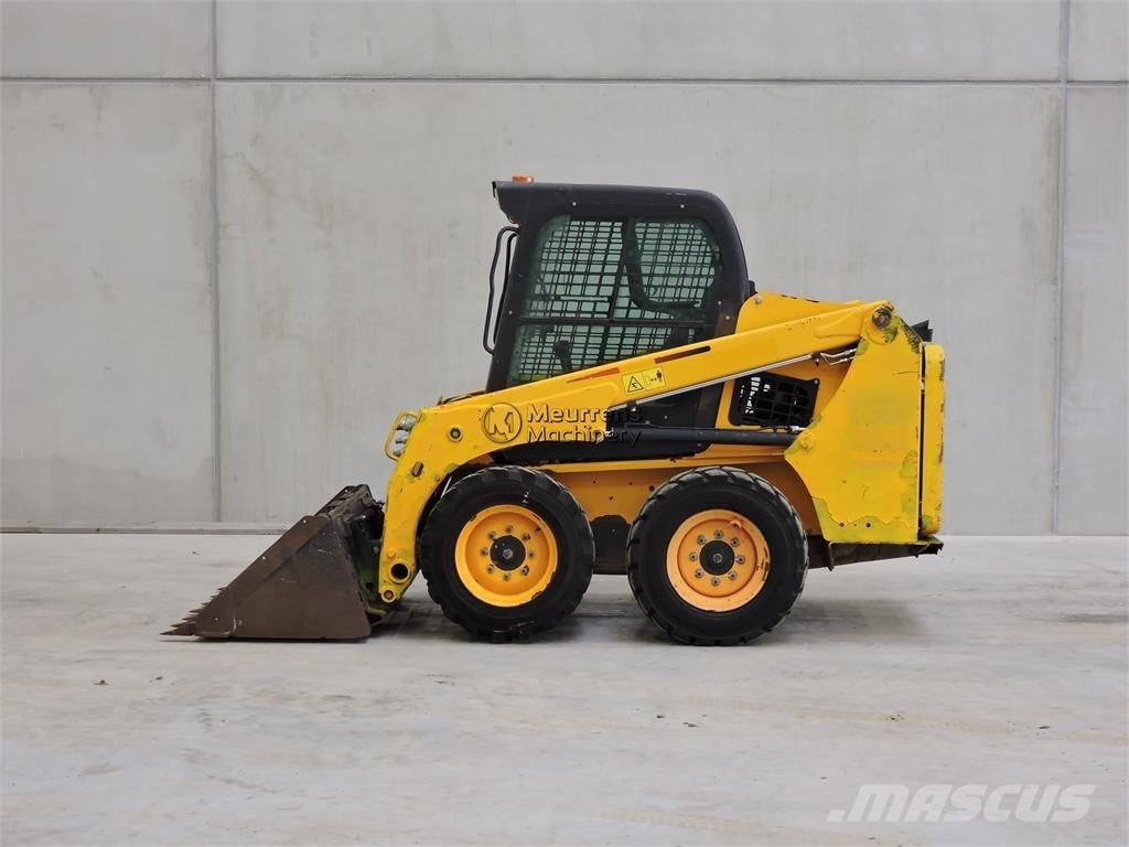 Bobcat S450 Kolesni nakladalci