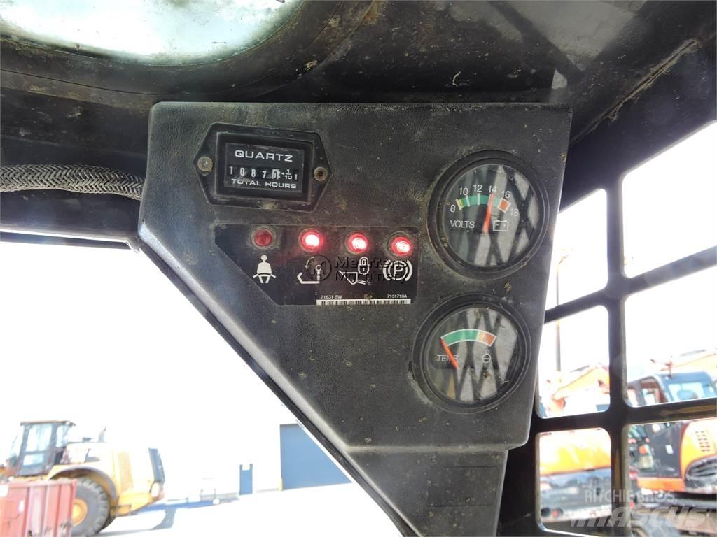 Bobcat S70 Kolesni nakladalci