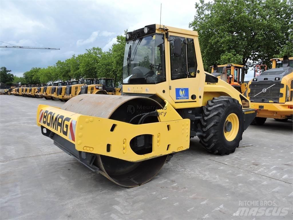 Bomag BW211D-4 Drugi valjarji