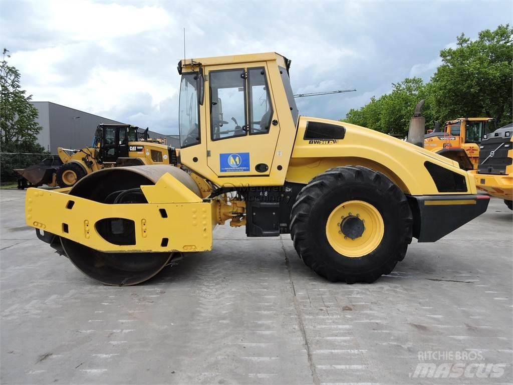 Bomag BW211D-4 Drugi valjarji