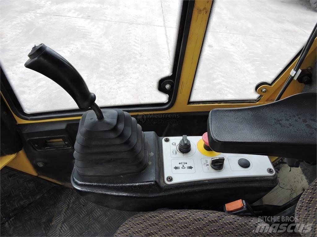 Bomag BW211D-4 Drugi valjarji