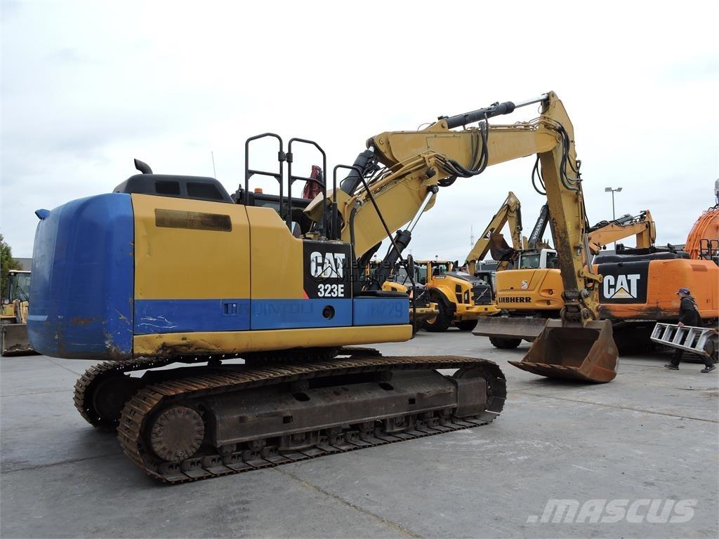 CAT 323EL Bagri goseničarji