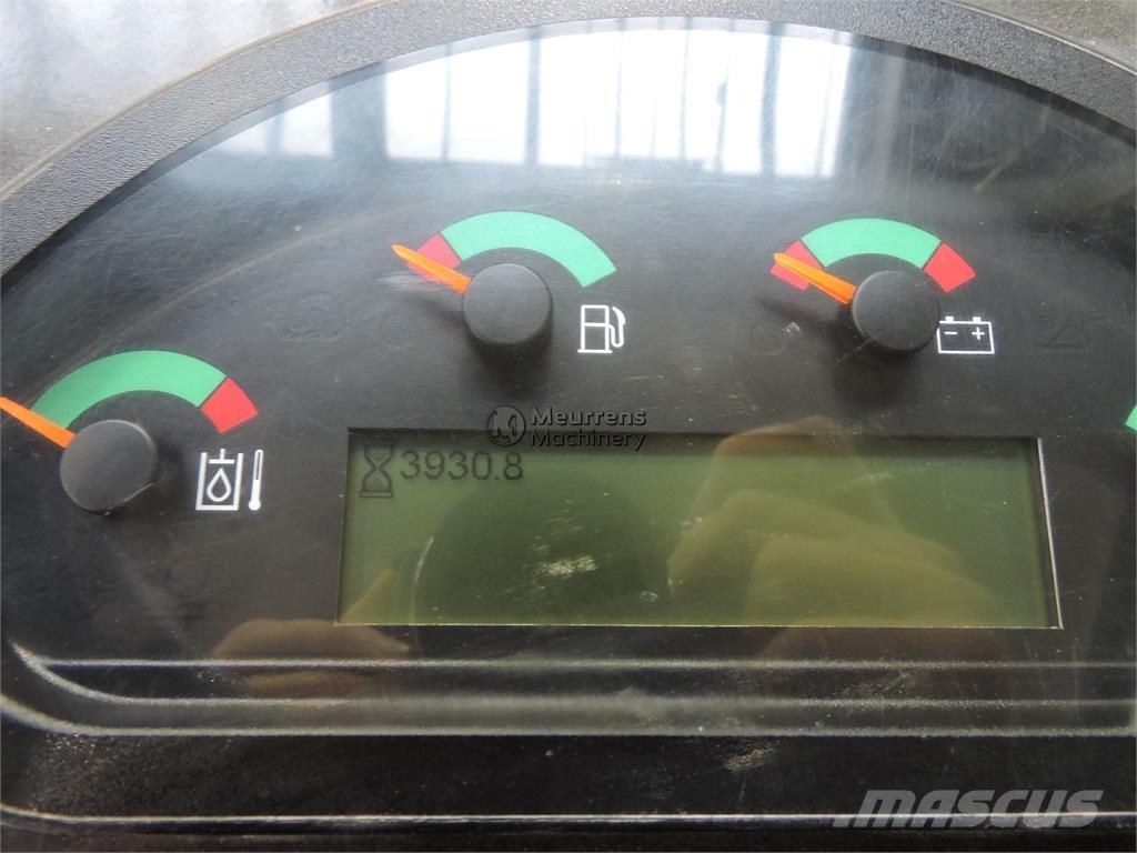 CAT 906M + FORK Kolesni nakladalci