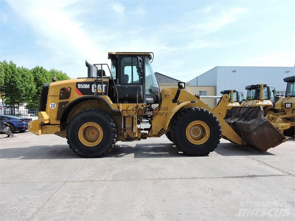 CAT 950M GERMAN Kolesni nakladalci