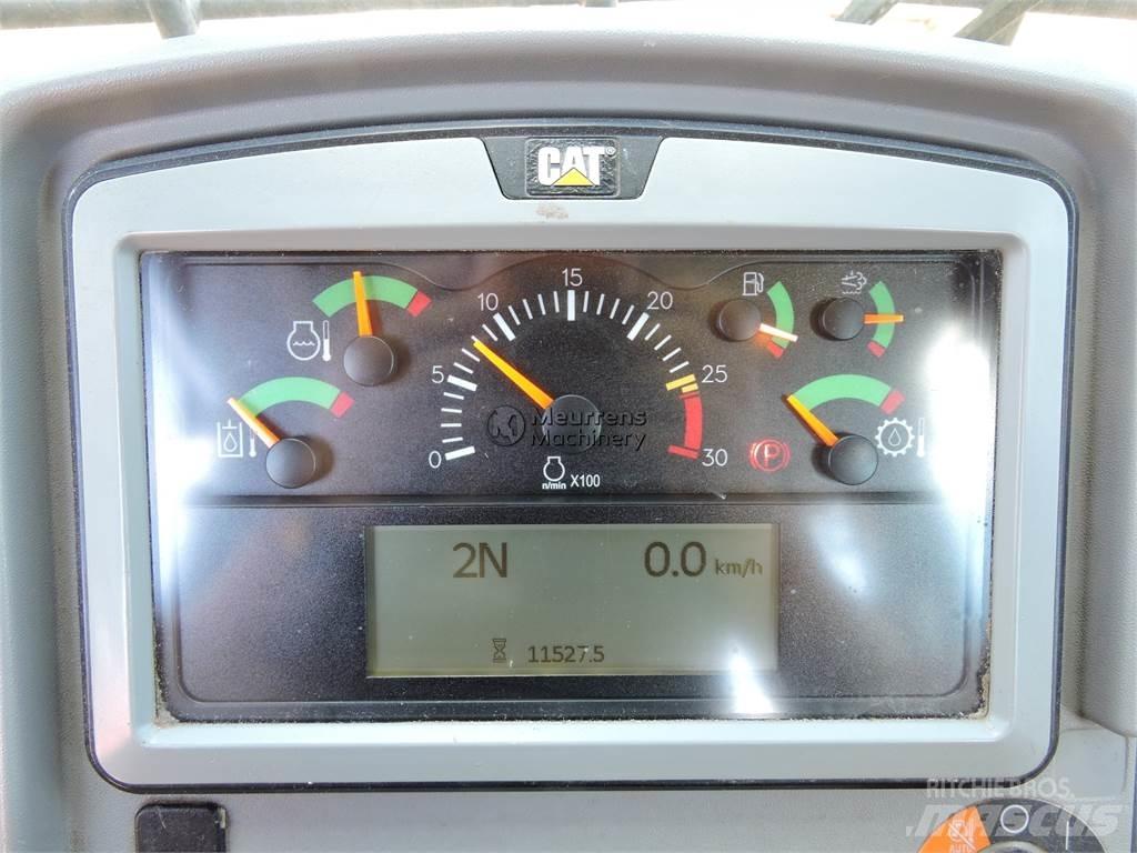 CAT 966M GERMAN Kolesni nakladalci