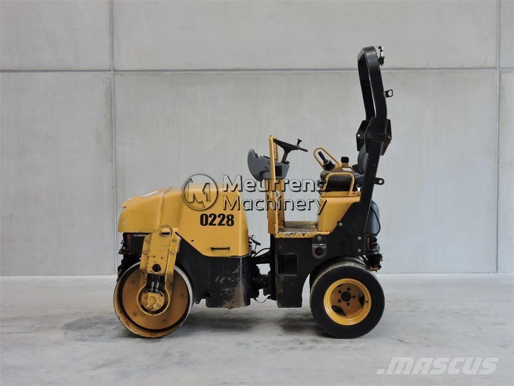 CAT CB225E Drugi valjarji