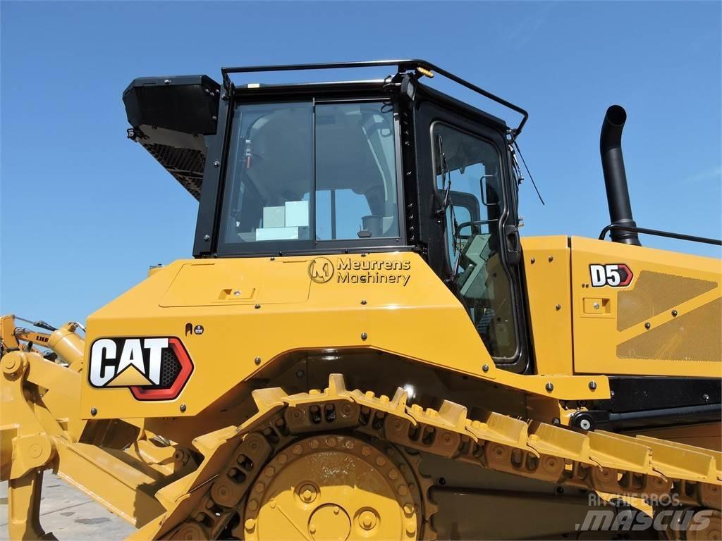 CAT D5 Buldožerji