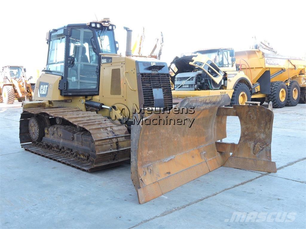 CAT D6K Buldožerji
