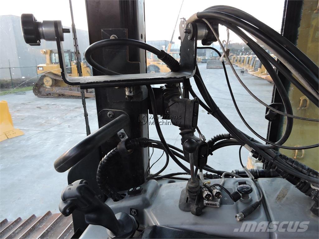 CAT D6NLGP Buldožerji