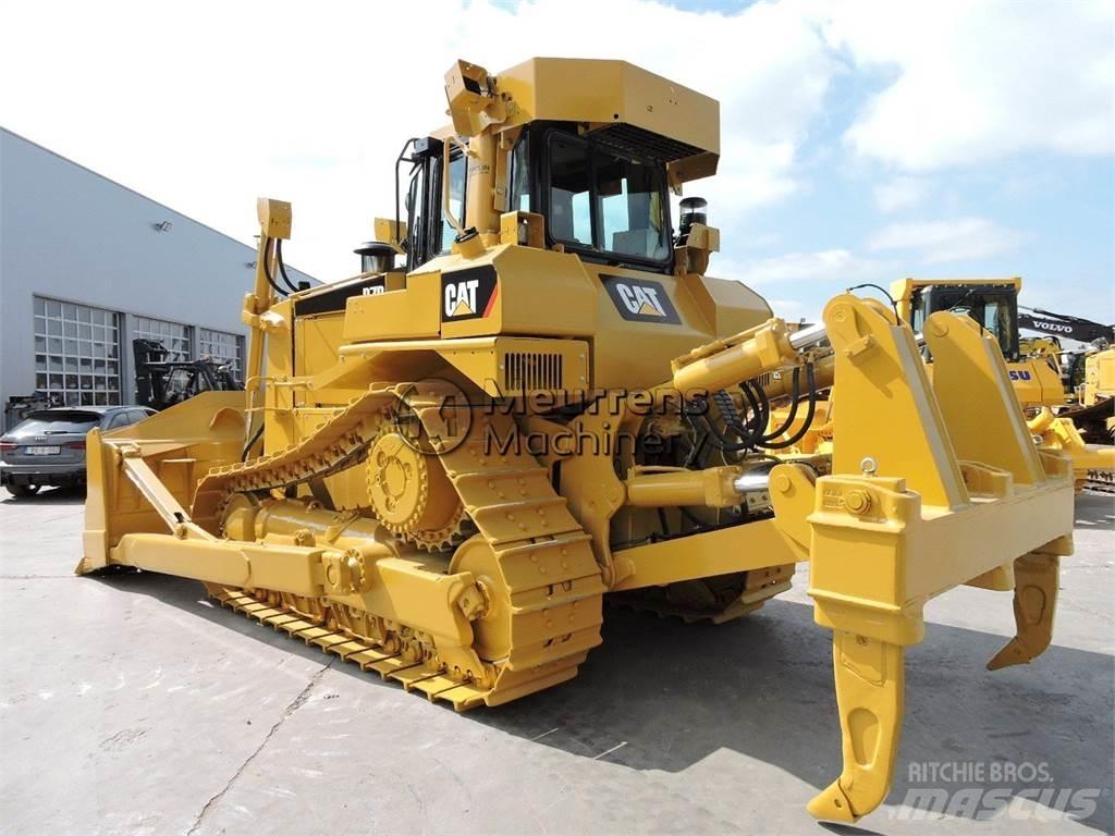 CAT D7R Buldožerji