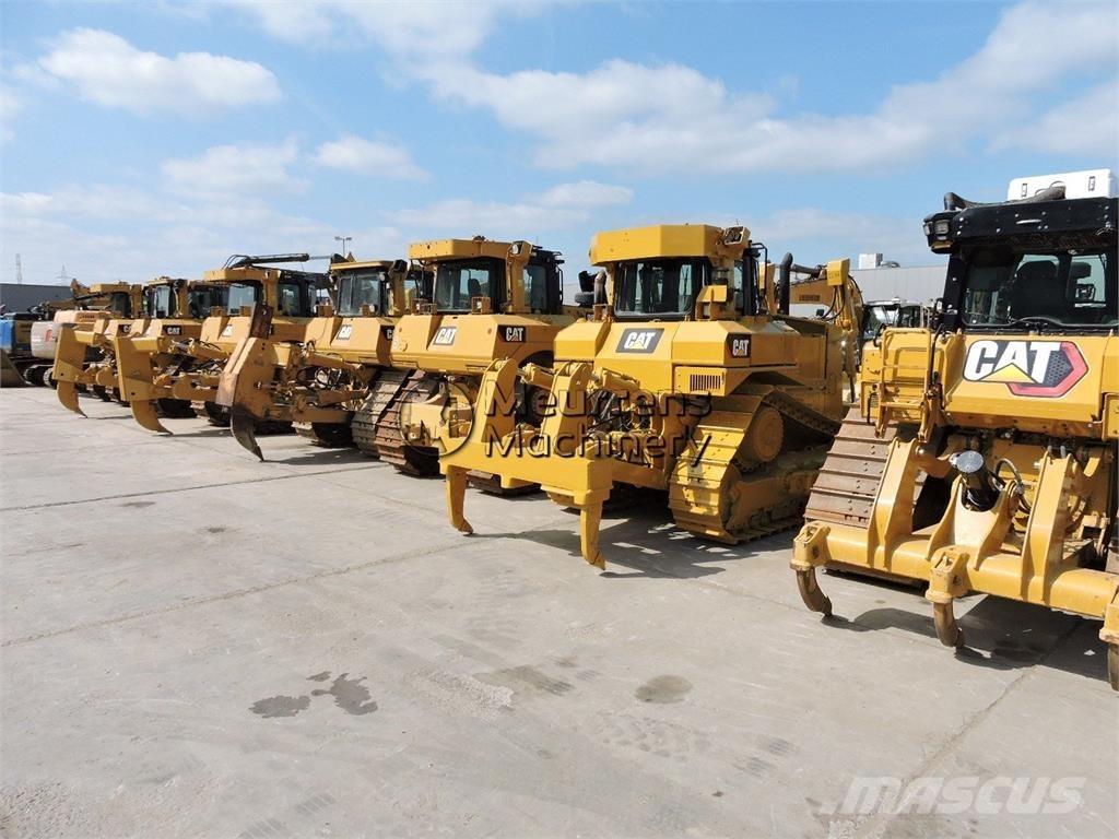 CAT D7R Buldožerji