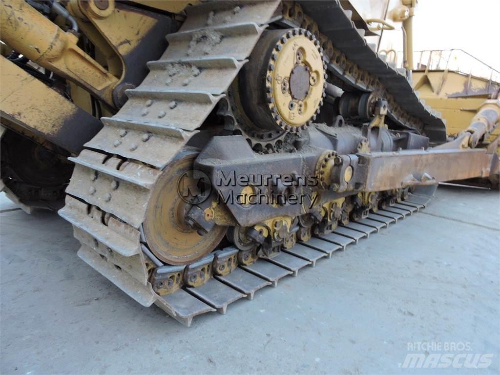CAT D8T GERMAN Buldožerji