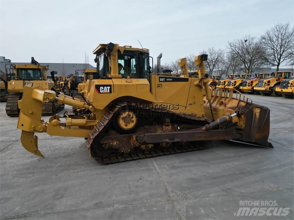 CAT D8T GERMAN Buldožerji