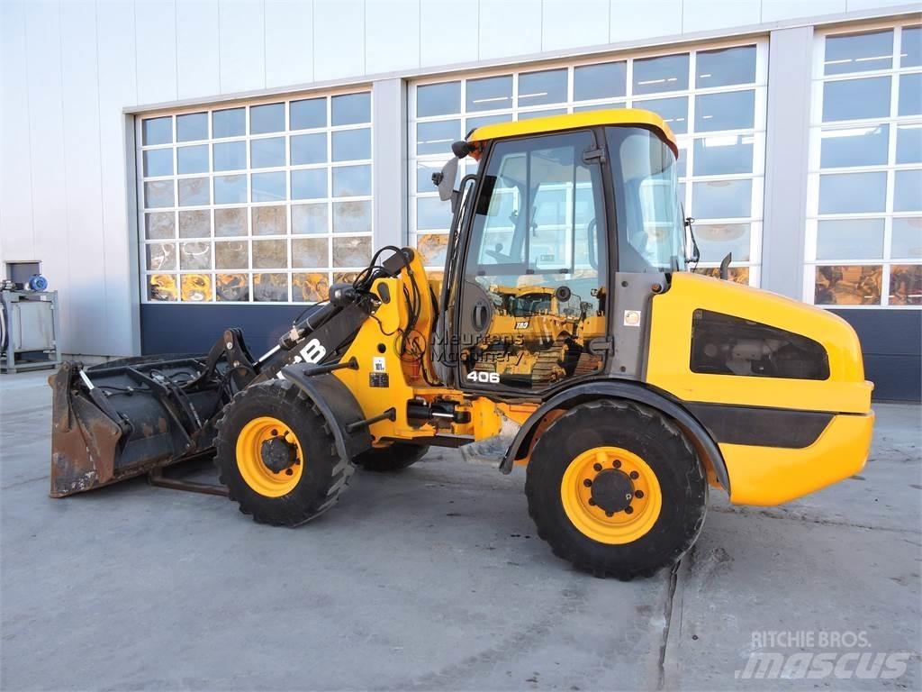 JCB 406 Kolesni nakladalci