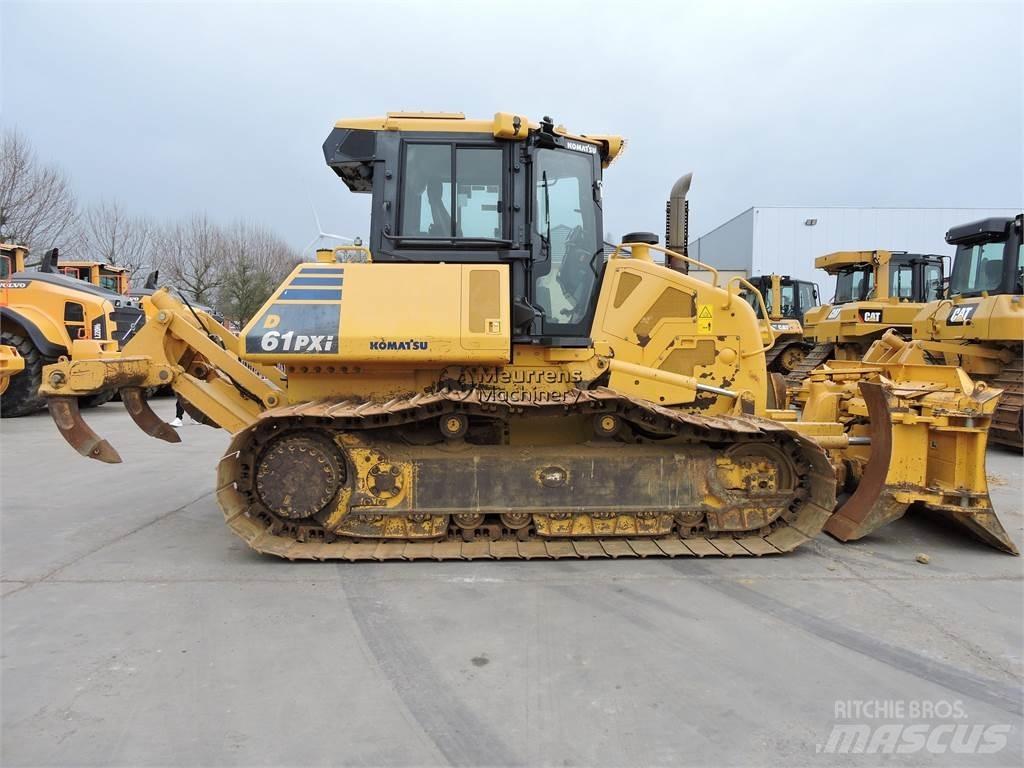 Komatsu D61PXi-24 Buldožerji