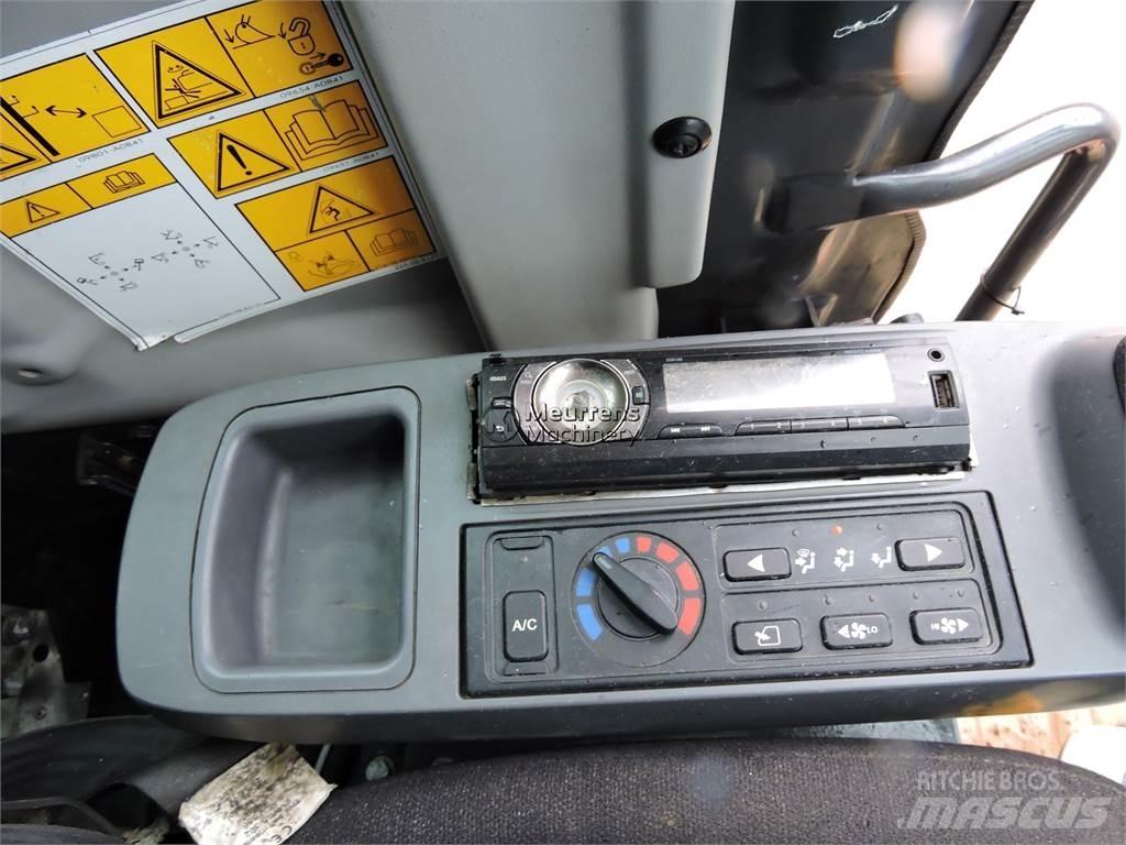 Komatsu PC80 Drugo