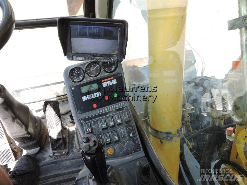Liebherr A314 Bagri na kolesih