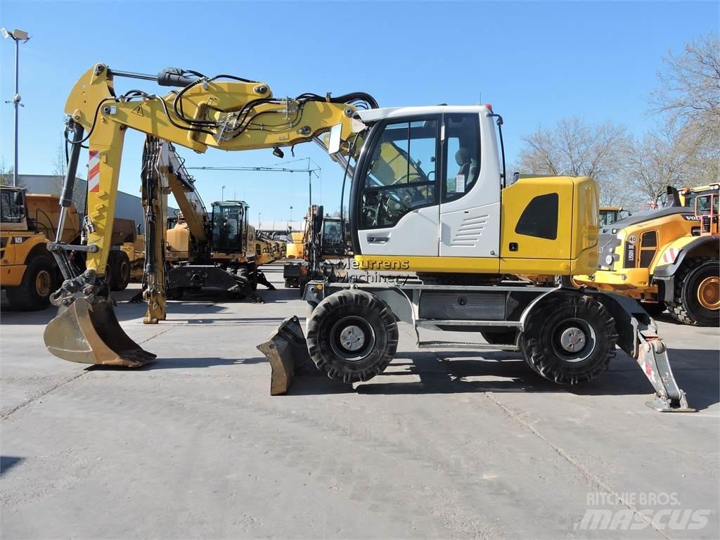 Liebherr A914 Bagri na kolesih