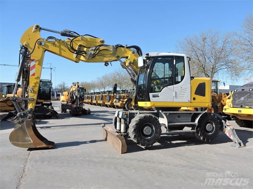 Liebherr A914 Bagri na kolesih