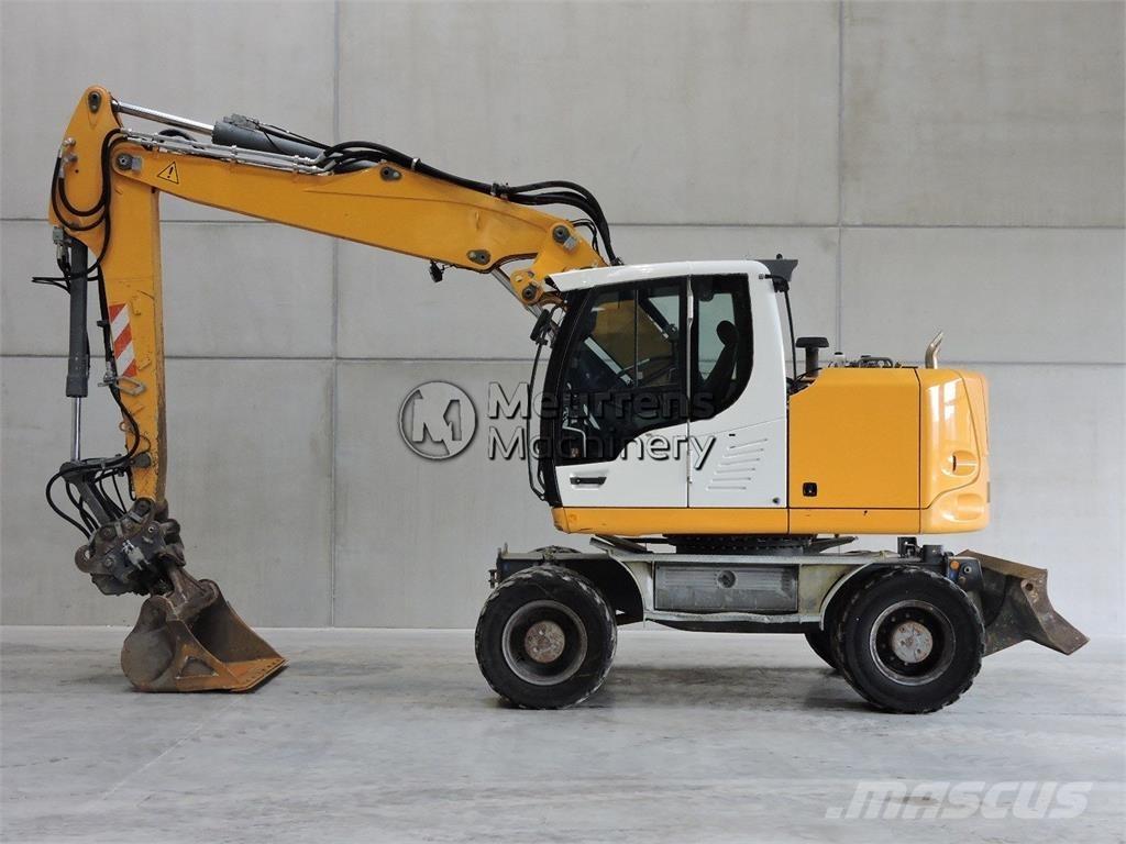 Liebherr A918 Bagri na kolesih