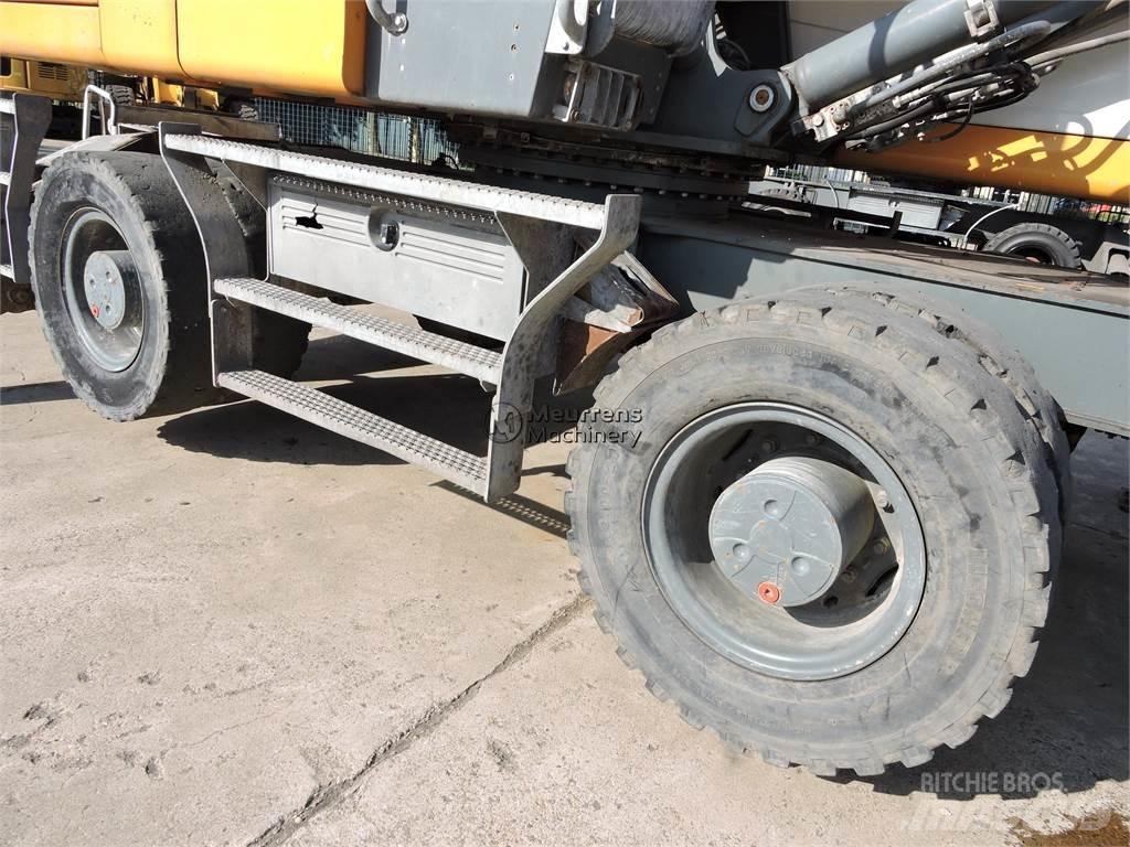 Liebherr LH22 Bagri za prekladanje primarnih/sekundarnih surovin