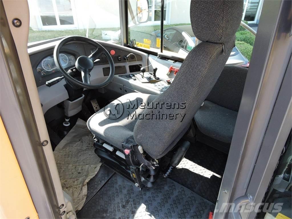 Volvo A25F Zglobni demperji