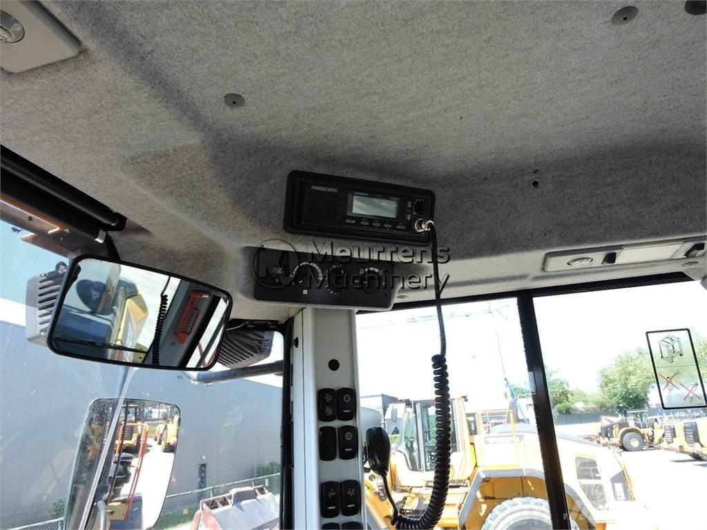 Volvo L120H Kolesni nakladalci